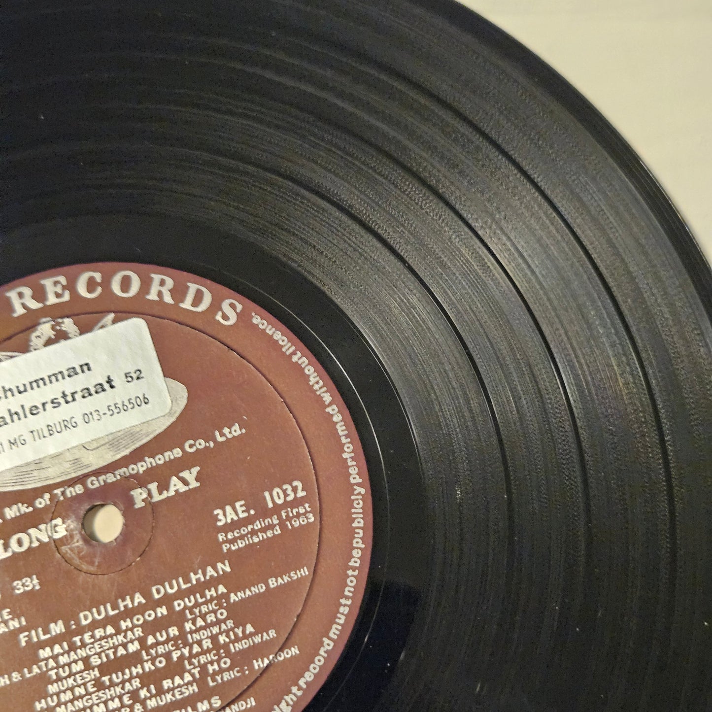 Dulha Dulahn- 10 inch angel orivinal soundtrack - Music by Kalyanji Anandji - Lyrics various-  Classic in excellent to near mint