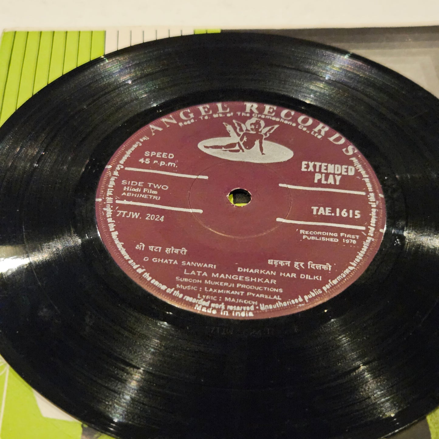 Abhinetri - Music by Laxmikant Pyarelal-  1st Angel Ep in excellent condition