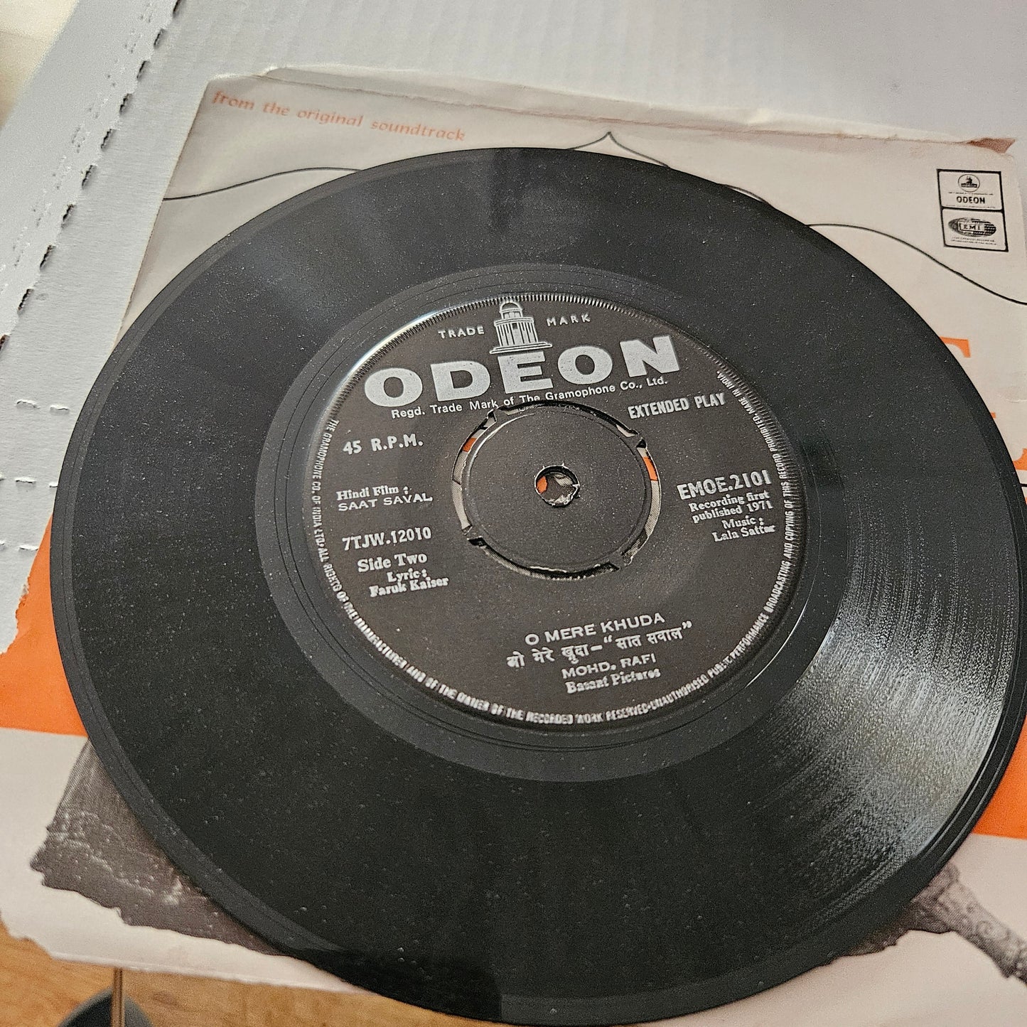 Saat Saval - Music Lala Sattar  EP in Excellent condition