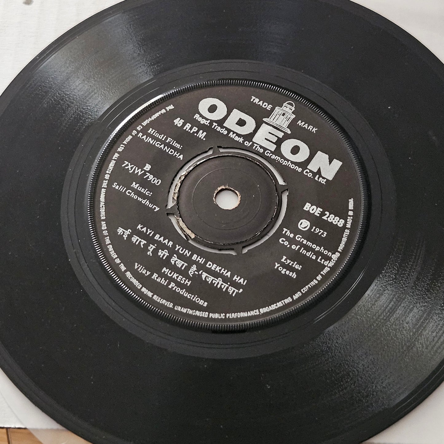 Rajnigandha - Salil Chowdhury classic - single in VG+