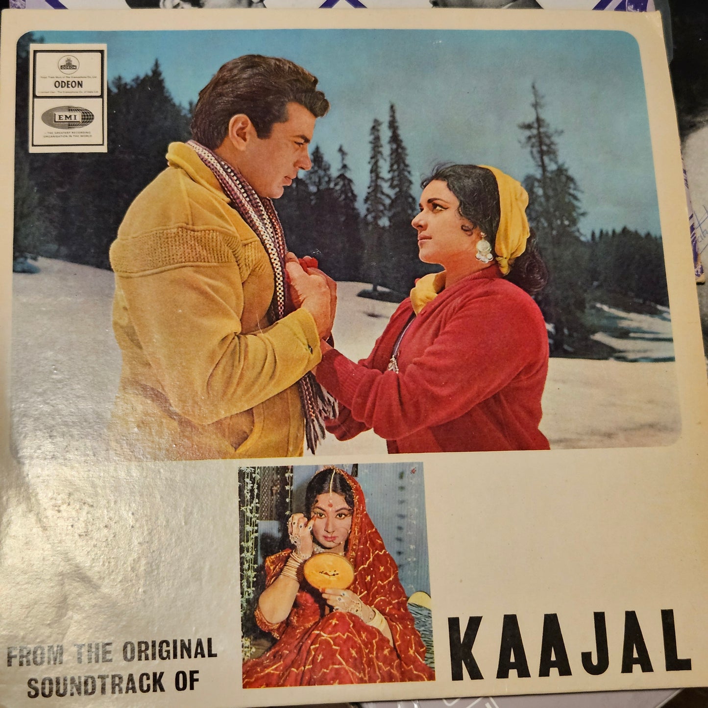 4 LPs of Dharmendra's superhit  films in excellent condition - Pooja ke Phool, Mamta, Shikar and Kaajal