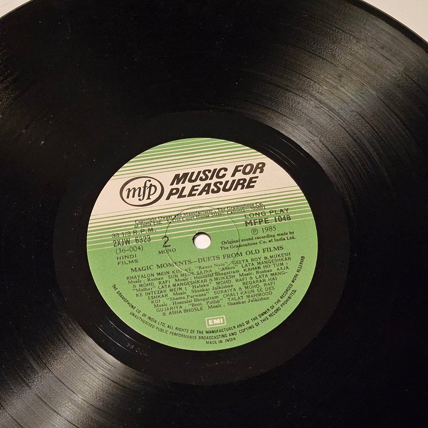 Duets from Old films - Original soundtrack- Magic Moments - in near mint condition