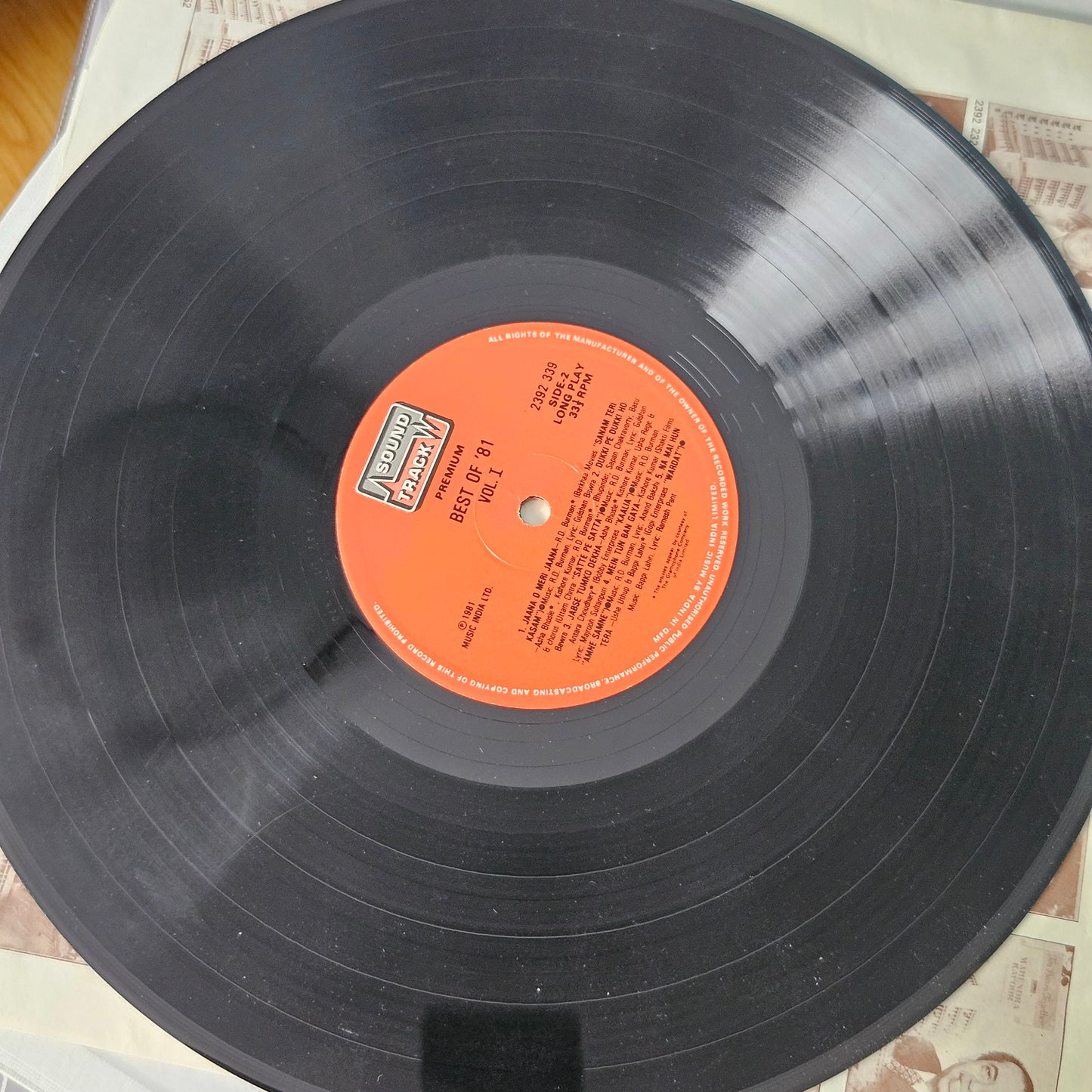 Best of 1981 - Blockbster hits frm films in excellent condition MIL from original soundtracks in Gatefold edition