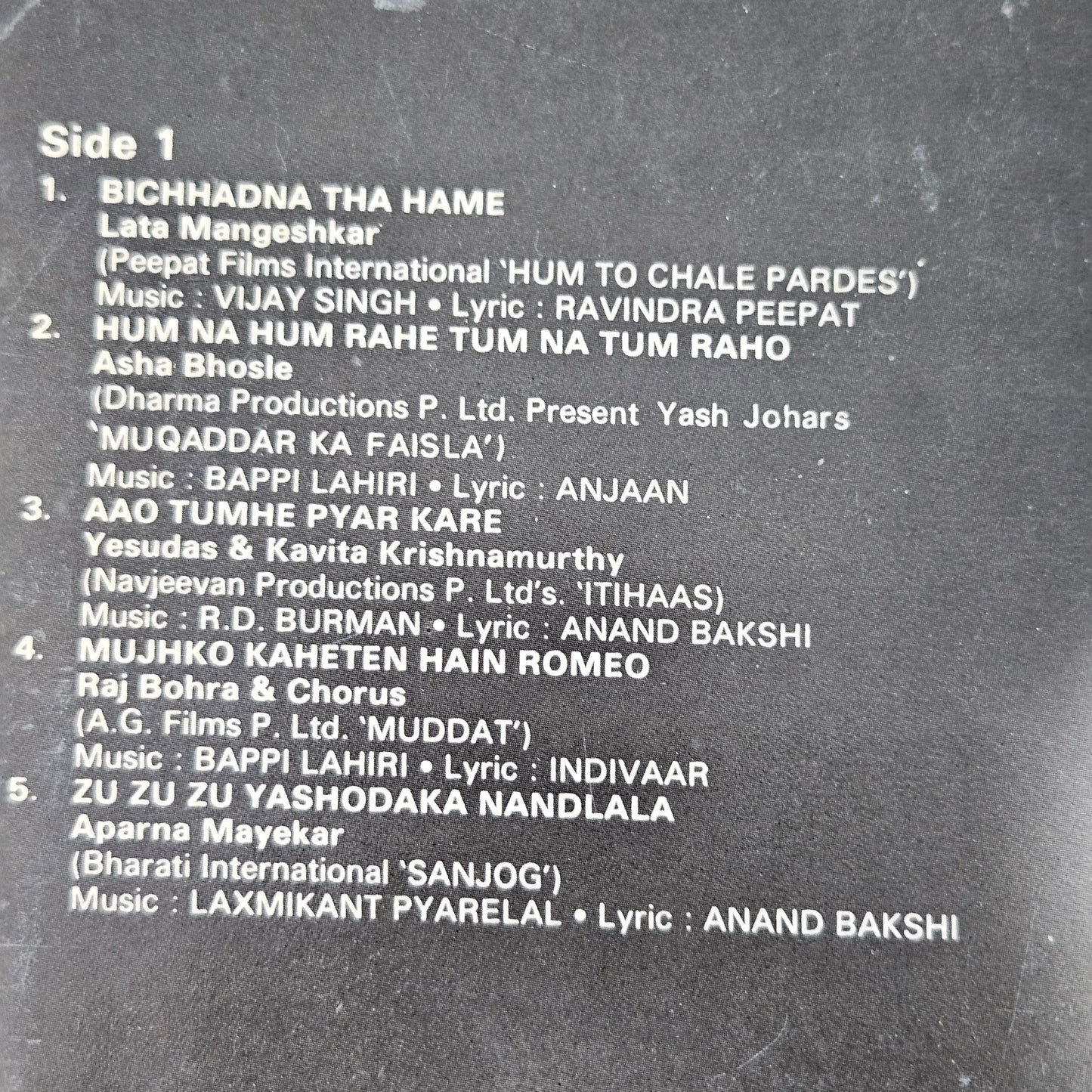 Hits of 1986 - Blockbuster hits from films in near mint condition - MIL from original soundtracks Include Chitthi Aayi Hai of Pankaj Udhas