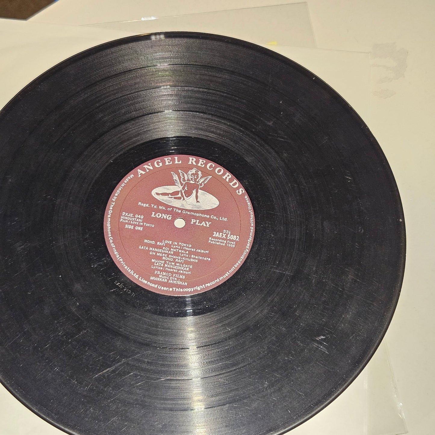 Love in Tokyo - Music by Shankar jaikishan 1st Angel in VG condition (90%) No cover