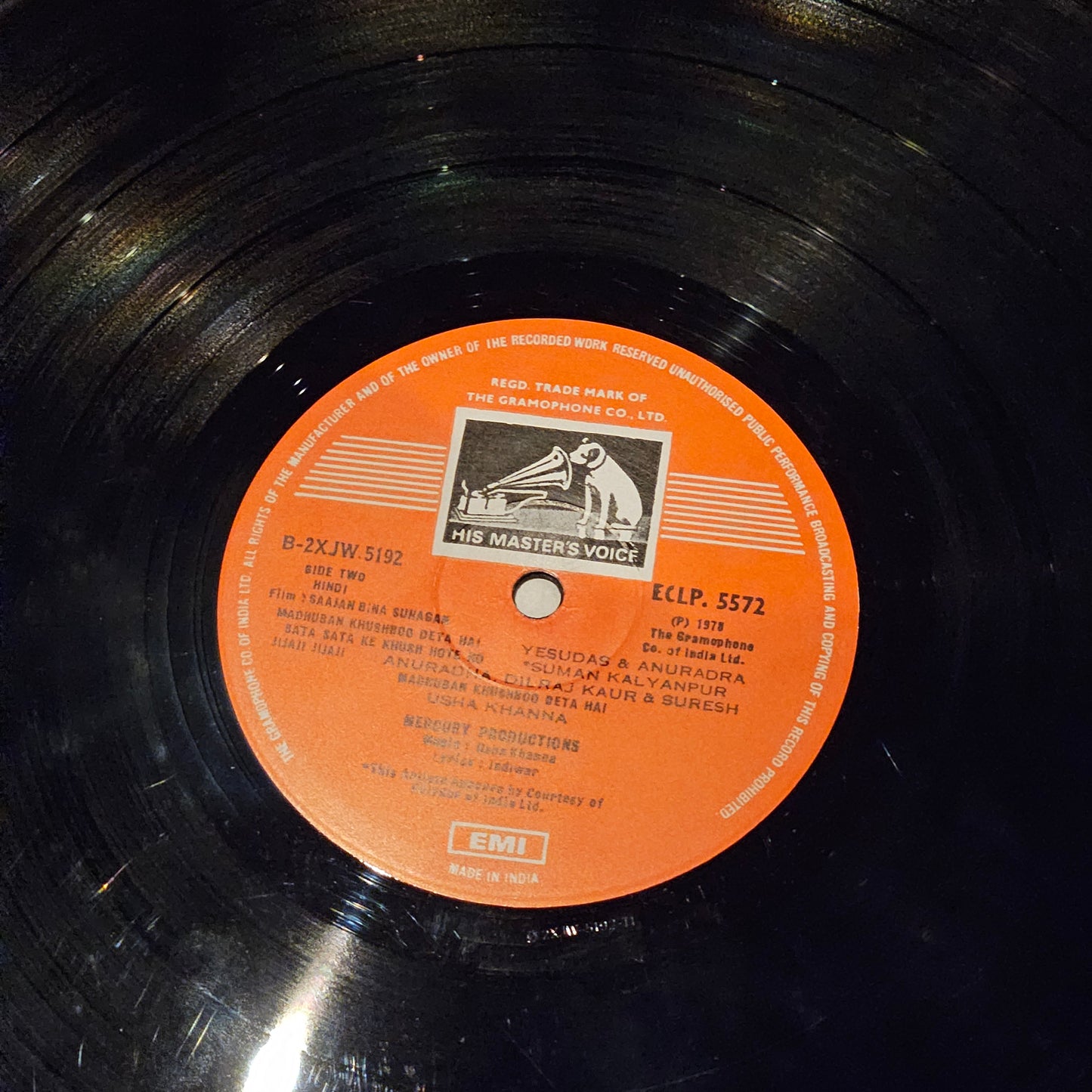 Saajan Bina Suhagan includedd yesudas "Madhuban khushboo deta hai" in VG++