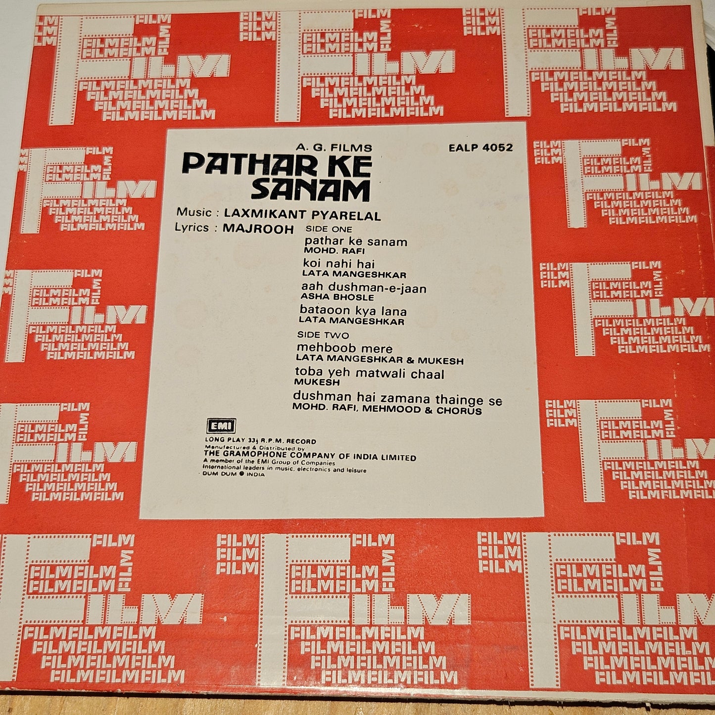 Patthar Ke Sanam - Music by Laxmikant Pyarelal. Super hit - near mint HMV - original soundtrack