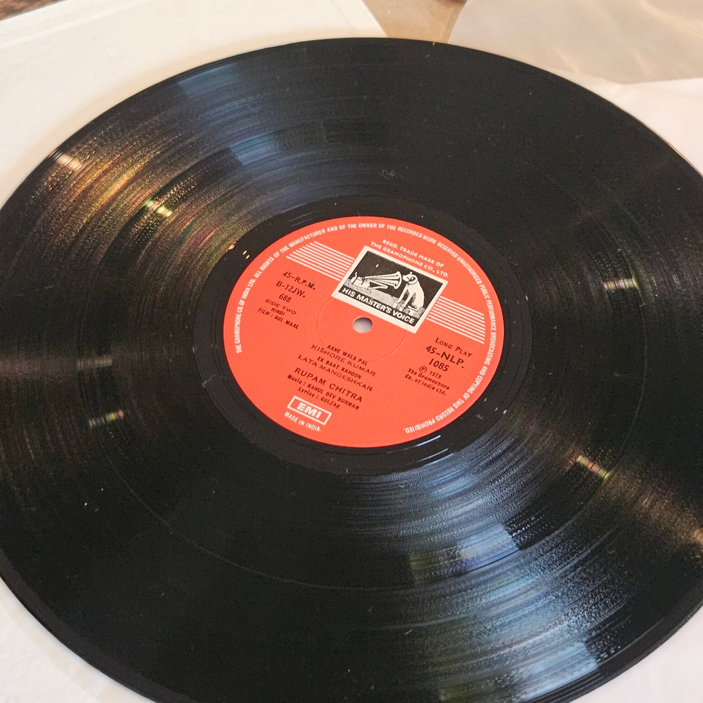 GOL MAAL - R. D. Burman and Gulzar, Kishore and Lata Magic in near mint - Shiny clean copy original soundtrack in 45 rpm LP
