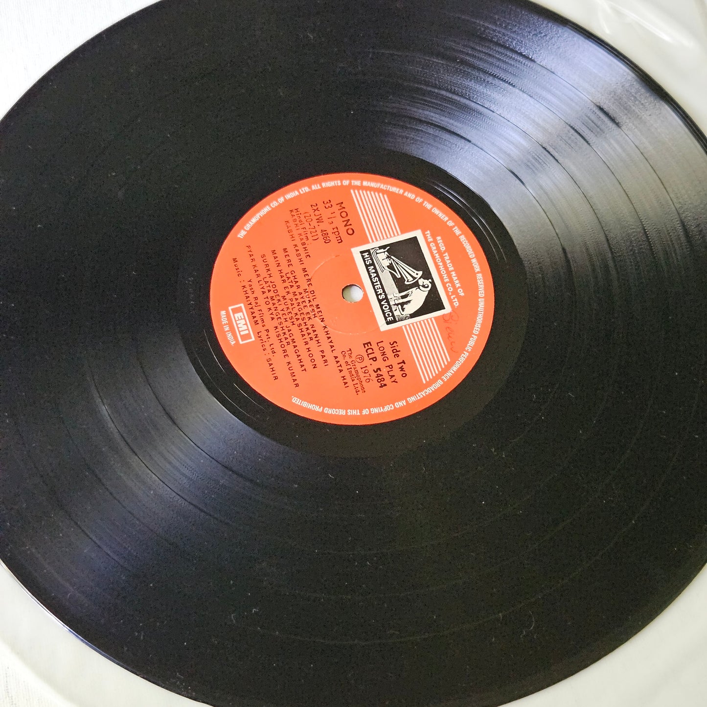 Kabhi Kabhie - Khaiyyam and Sahir classic - in near mint