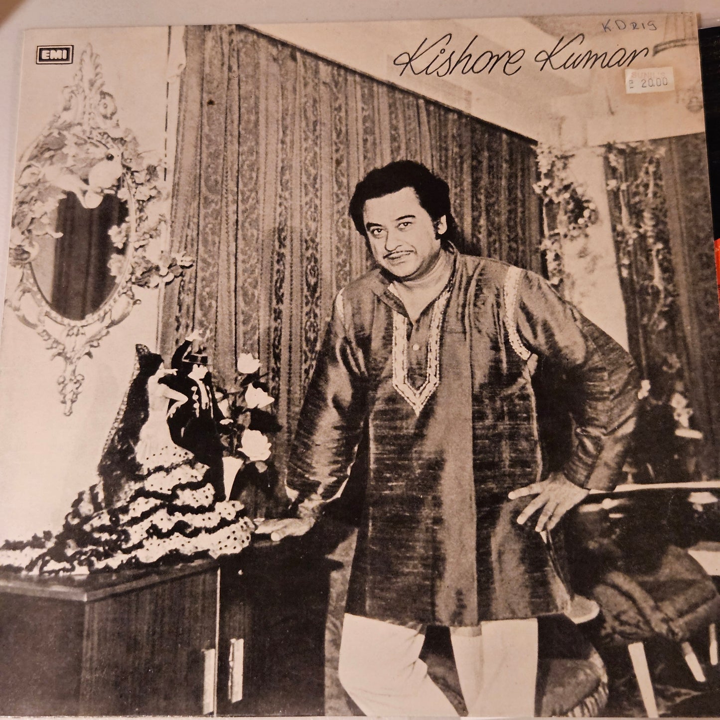 Kishore Kumar- Rare collection in near mint condtion - EALP 4001 (rare black and white cover)