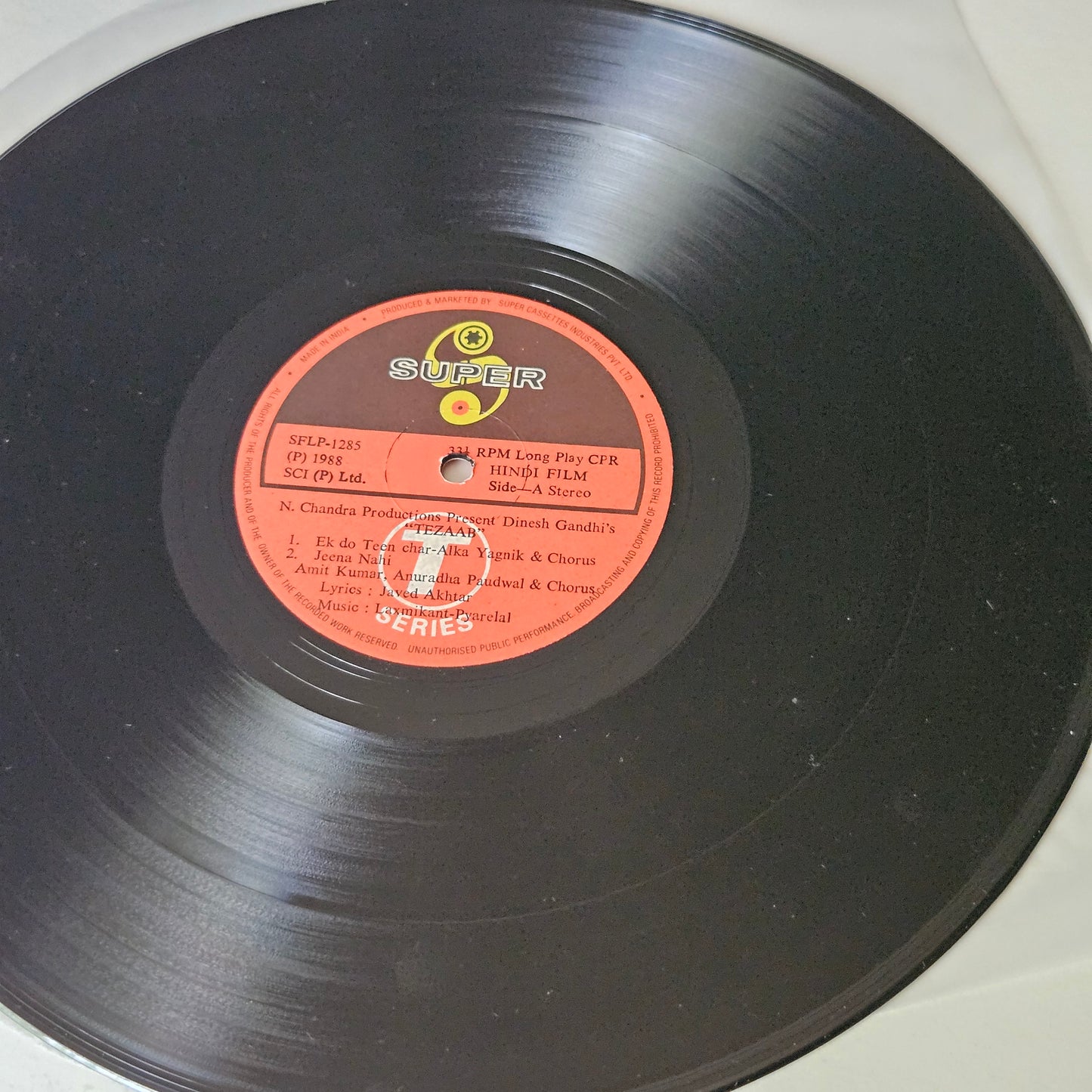 Tezaab (1988) -  super hit in near mint condition from the dealer unused stock original released soundtrack