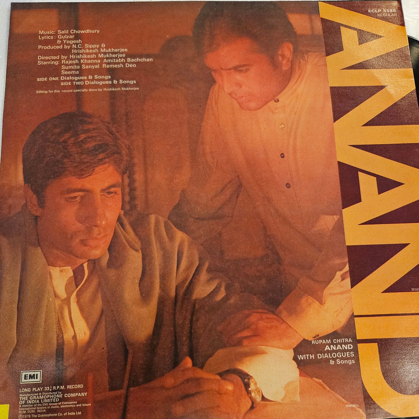 Anand Gulzar, Salil Chowdhury and Hrishida Bollywood eternal classic excellent to near mint