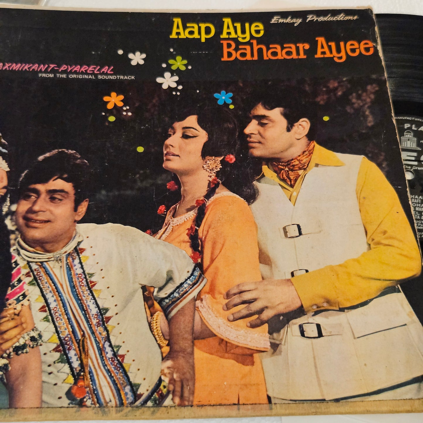 Aap Aye Bahar Ayee -  1st pressing - Ring odeon - Music by Laxmikant Pyarelal in excellent