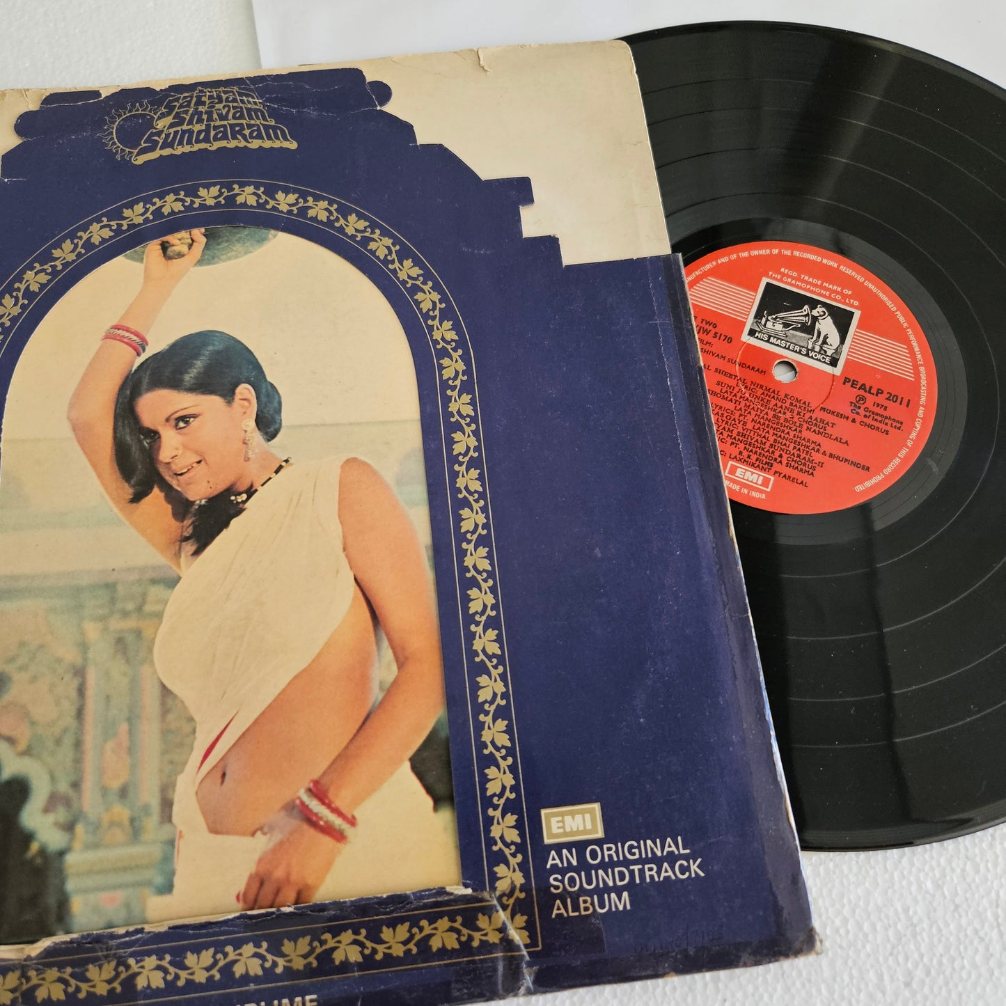 Satyam Shivam Sudaram - Laxmikant Pyarelal classic Multifold in near mint