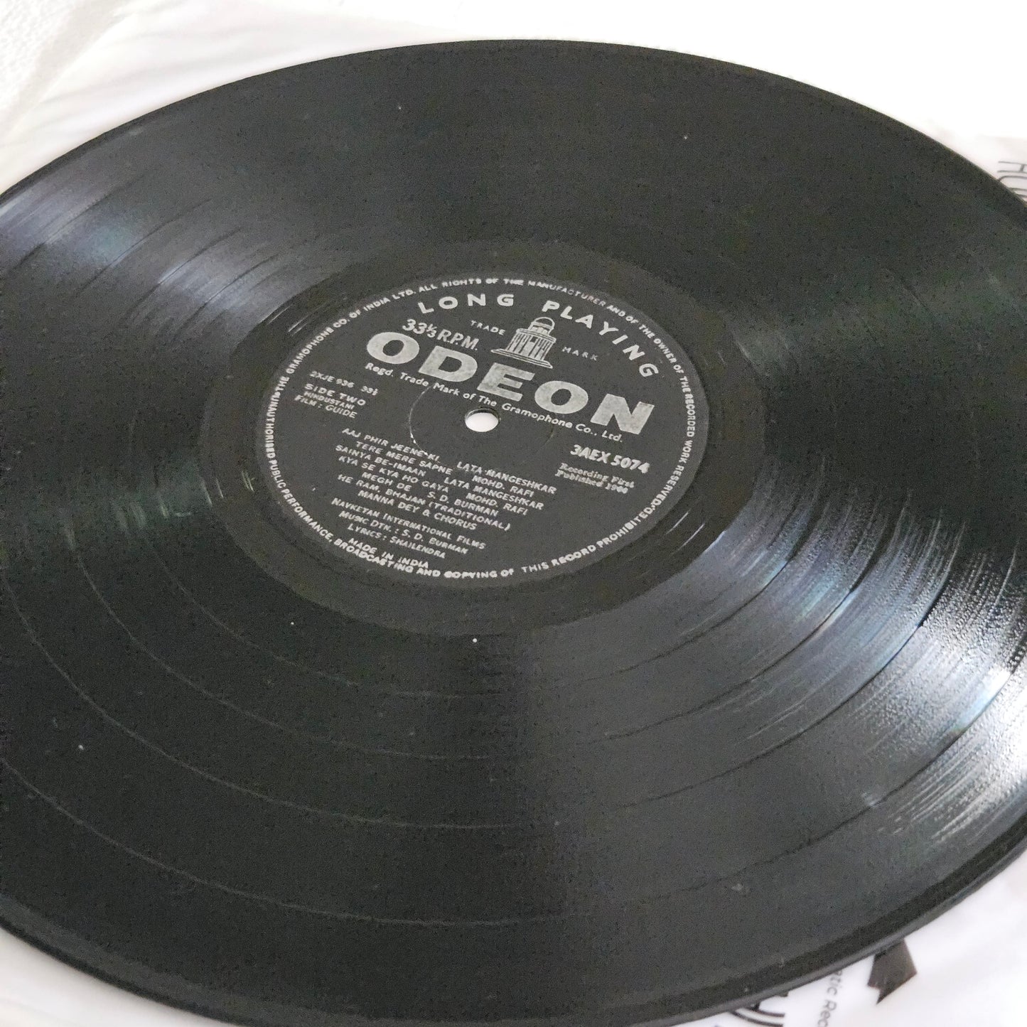 Guide - S. D. Burman and Navketan blockbuster odeon edition - near mint - from original soundtrack