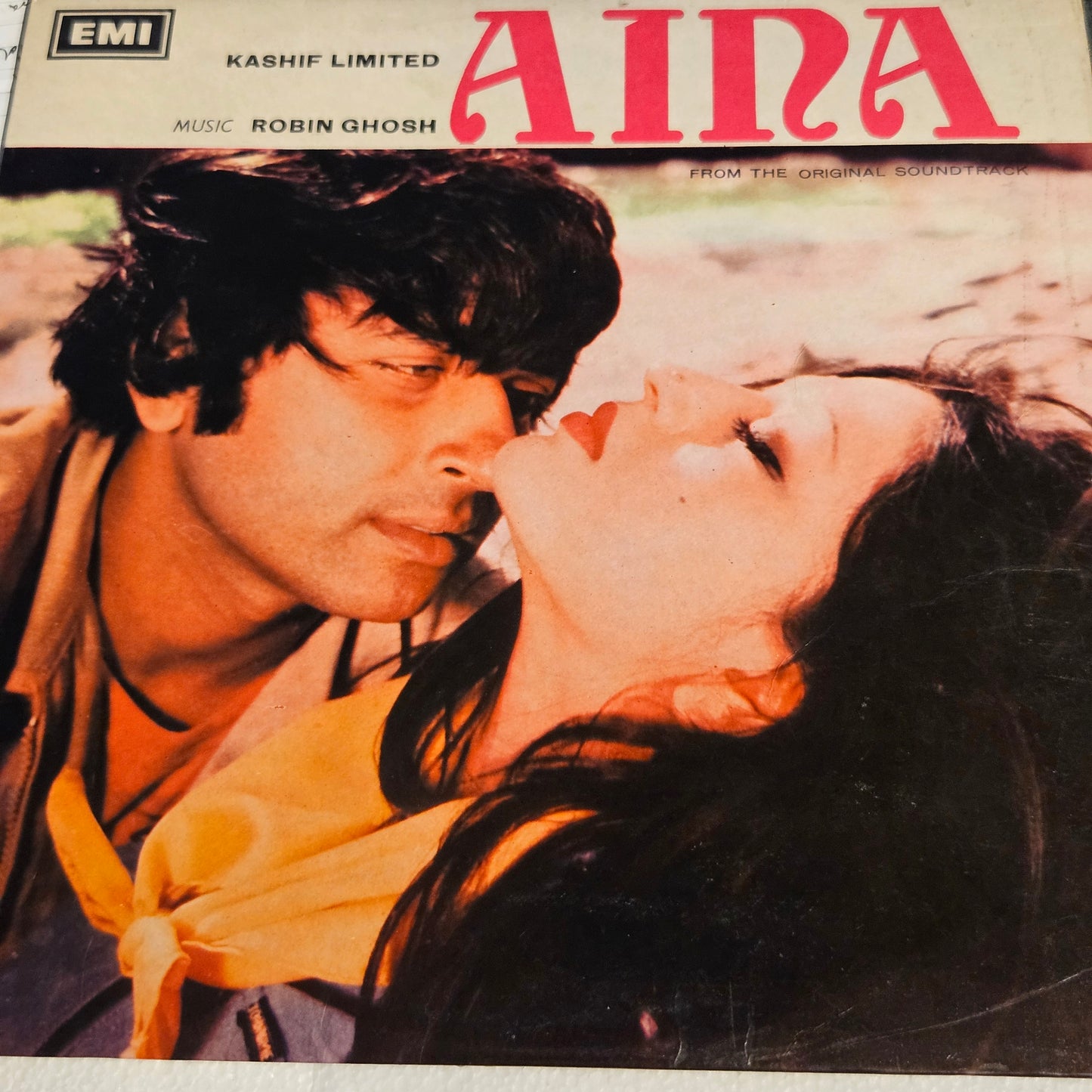 AINA - Pakistani original soundtrack - near mint Pristine condition - LKDA5085 - from original soundtrack - Music Robin Ghosh