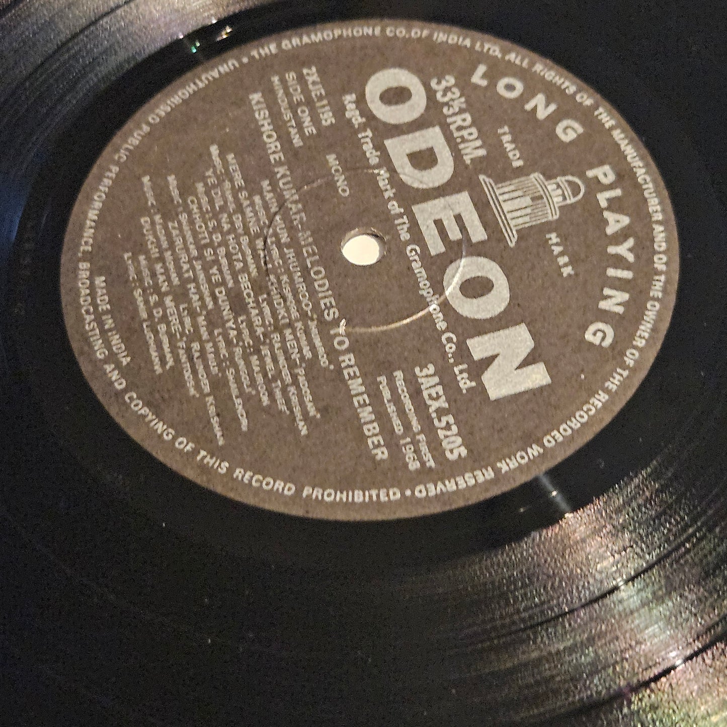Kishore Kumar - Melodies to remember in Near Mint condition from original soundtrack - 3AEX5205