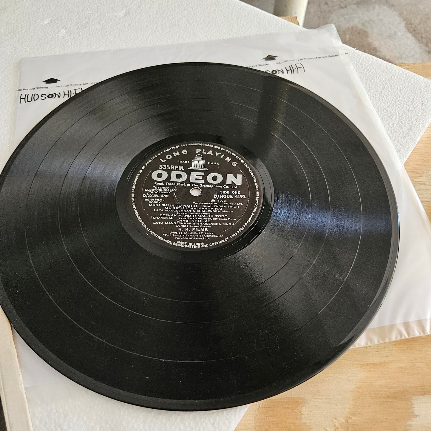 Bobby (1973) - 1st Edition Ring Odeon version -  R. K.  Films Music by Laxmikant Pyarelal superhit classic in Excellent condition from original soundtrack