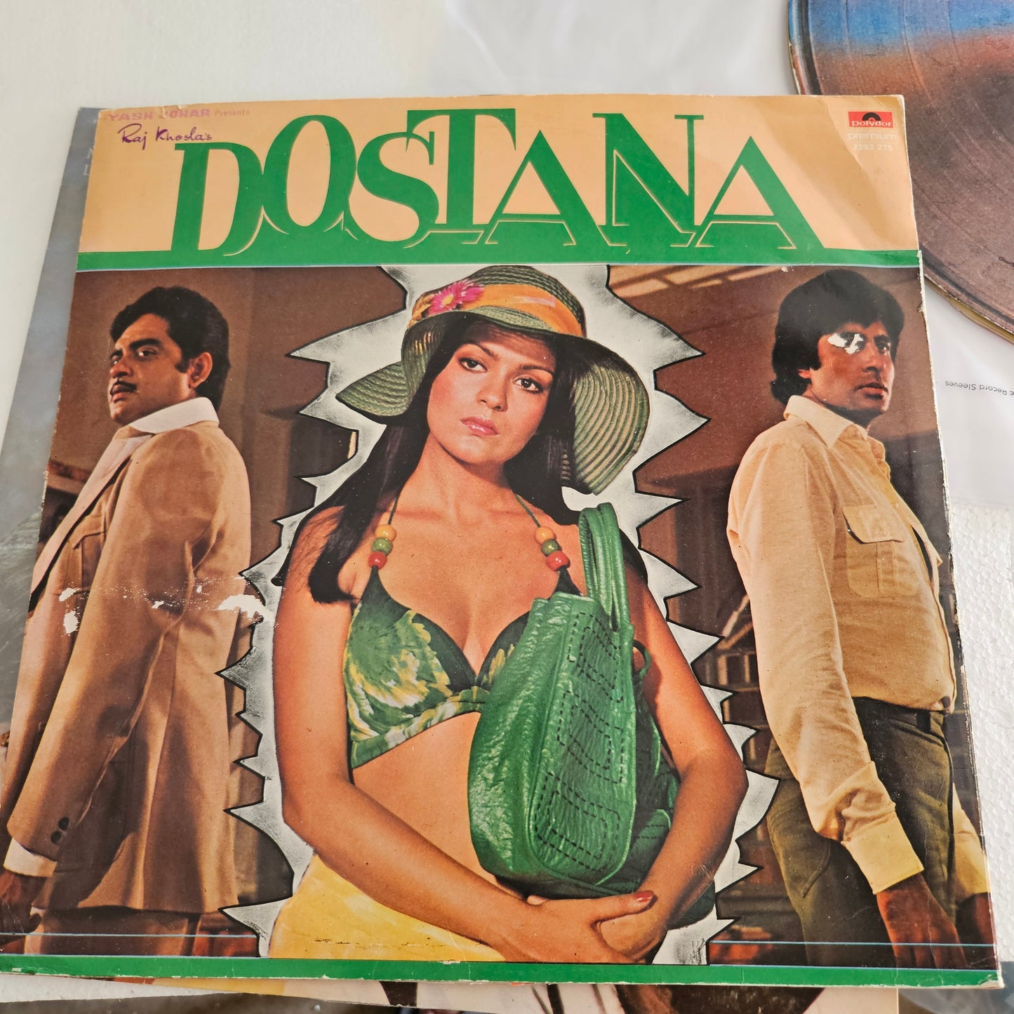 Dostana, Parvarish, Andhaa kanoon, and Naseeb - 4 Superhit LPs package Amitabh and Music by Laxmikant Pyarelal and in near mint condition from original Soundtracks - A great deal