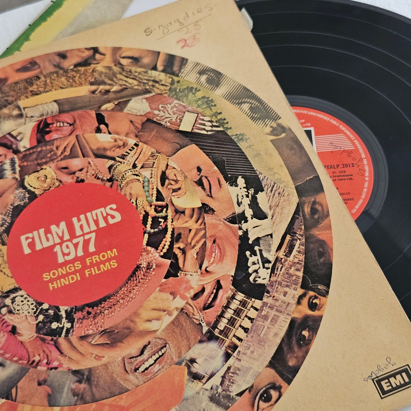 Film Hits 1977 - in excellent condition superhit songs Supreme category from original soundtrack