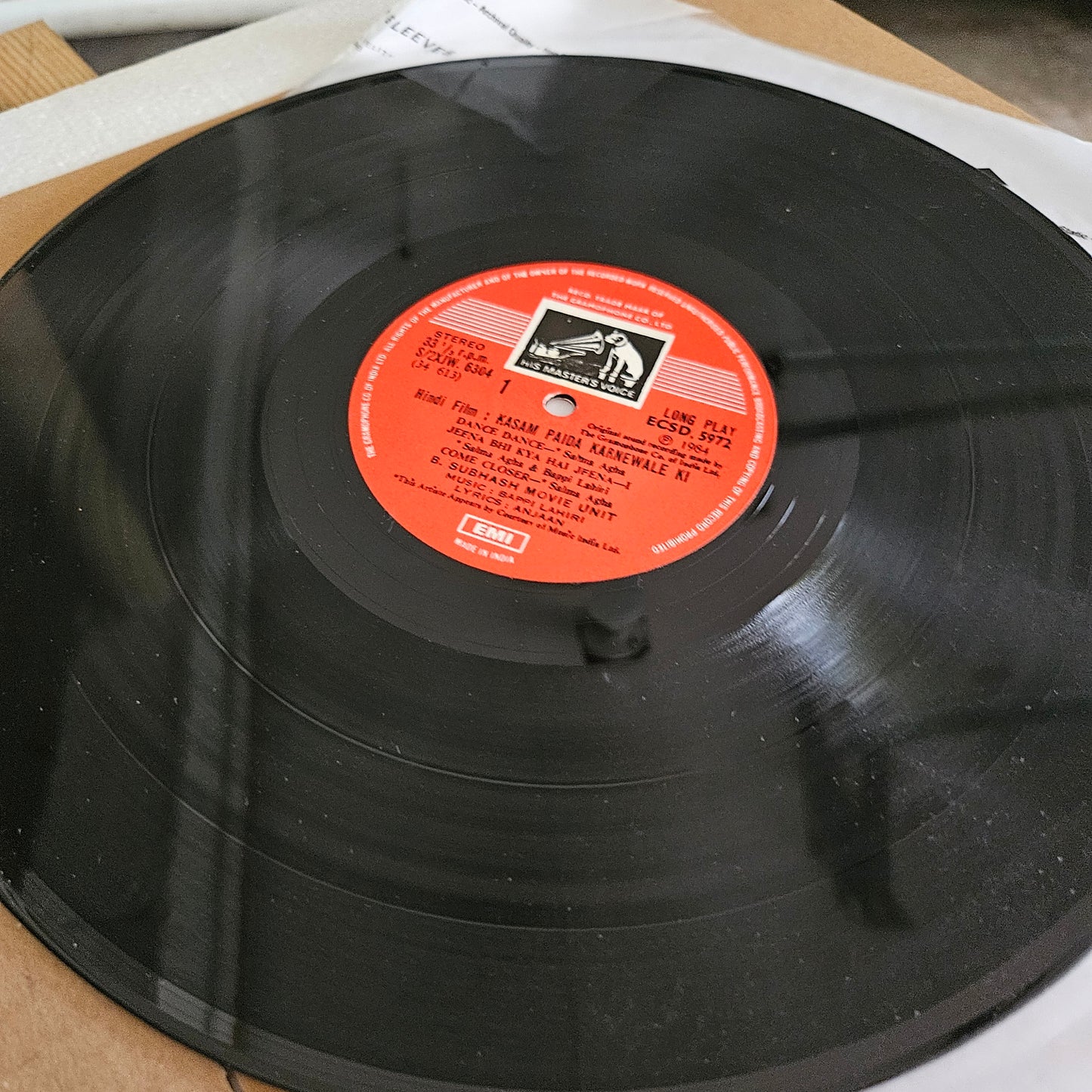 KASAM PAIDA KARNEWALI KI - Bappi Lahiri Super hit in excellent condition PSYCH FUNK superhit from original soundtrack