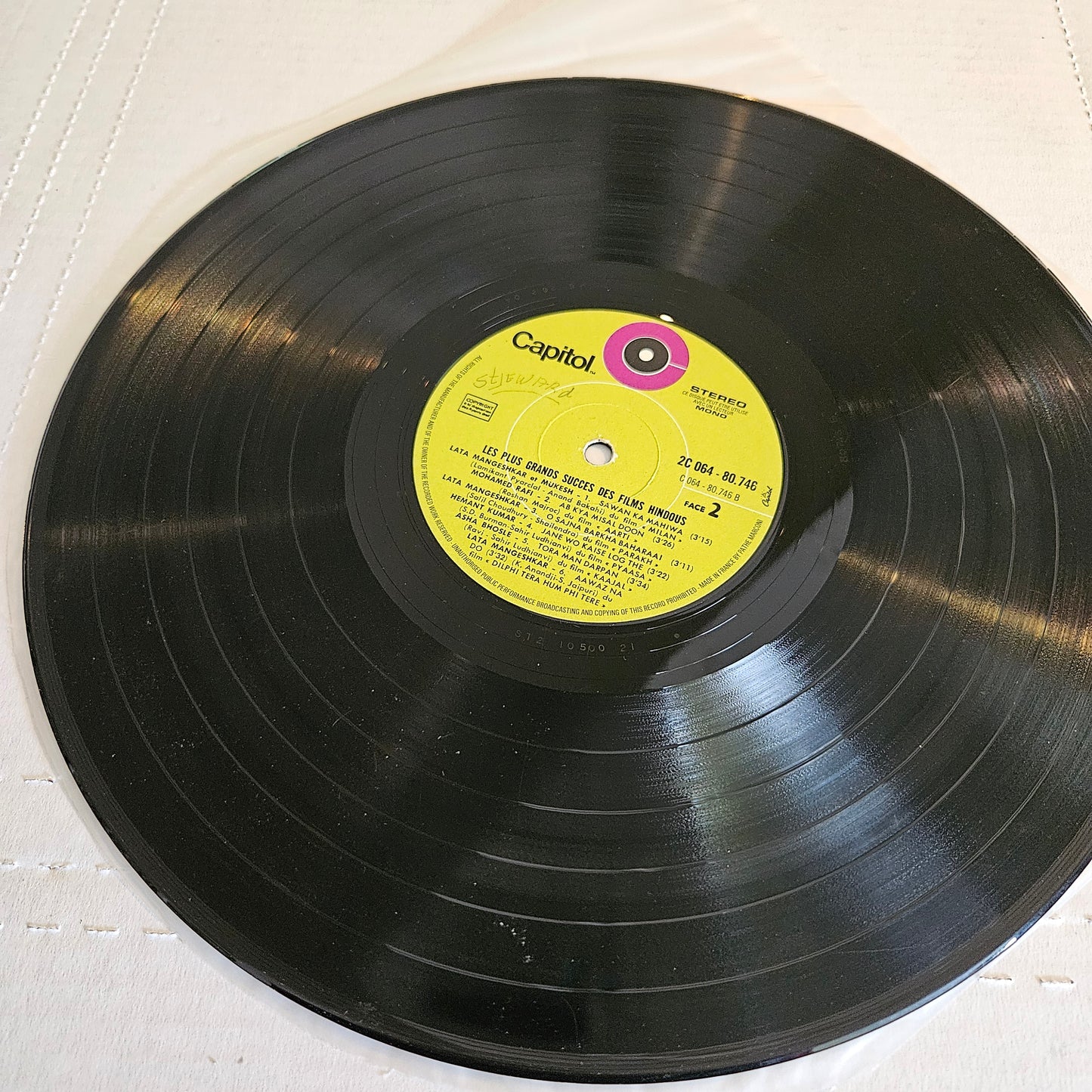 Various Artists  The Best Of India's New Motion Picture Music -  Capitol Records - 2C 064-80.746 in VG+ condition -French pressing from original soundtracks