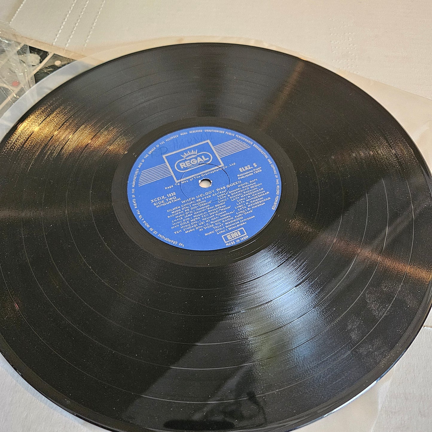 When Melody was queen- Old classics in VG+ condition from original soundtracks ELRZ 5