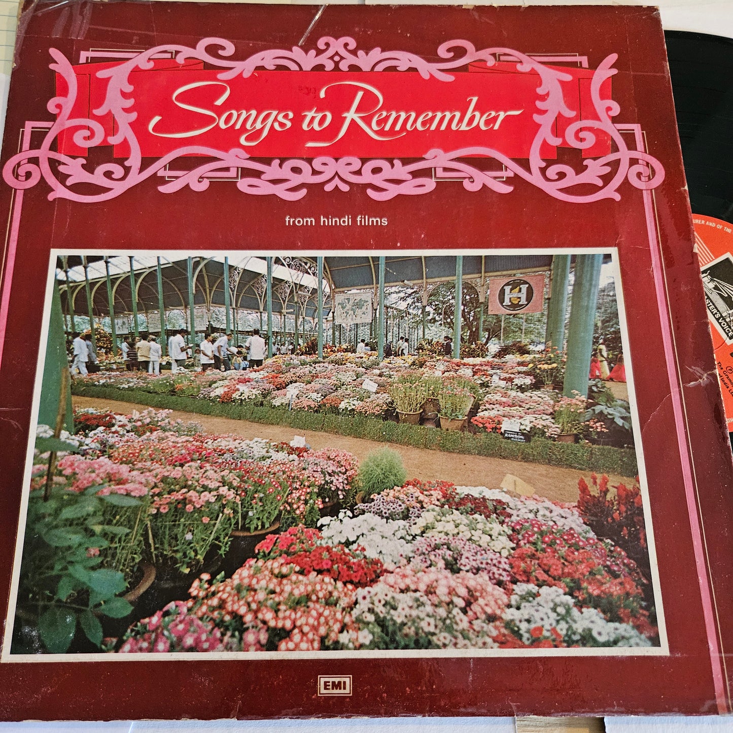 Songs to remember in excellent condition - superb collection of rare classic songs - from films ECLP 5476 including Guzra hua zamana