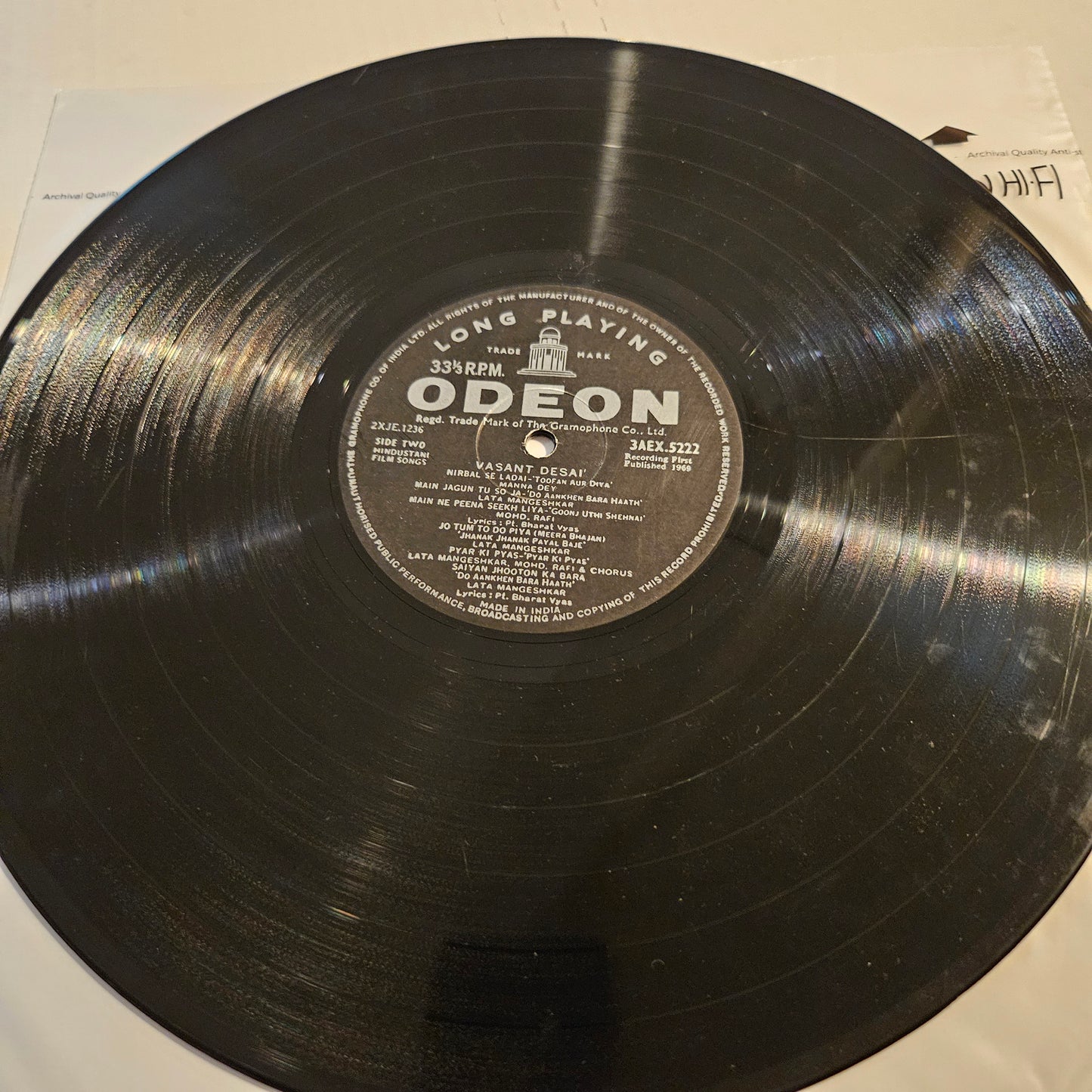 Music of Vasant Desai in VG+ condition includes songs from Do Aankhen Barah Hath - from original soundtrack - 3AEX-5222 rare collection