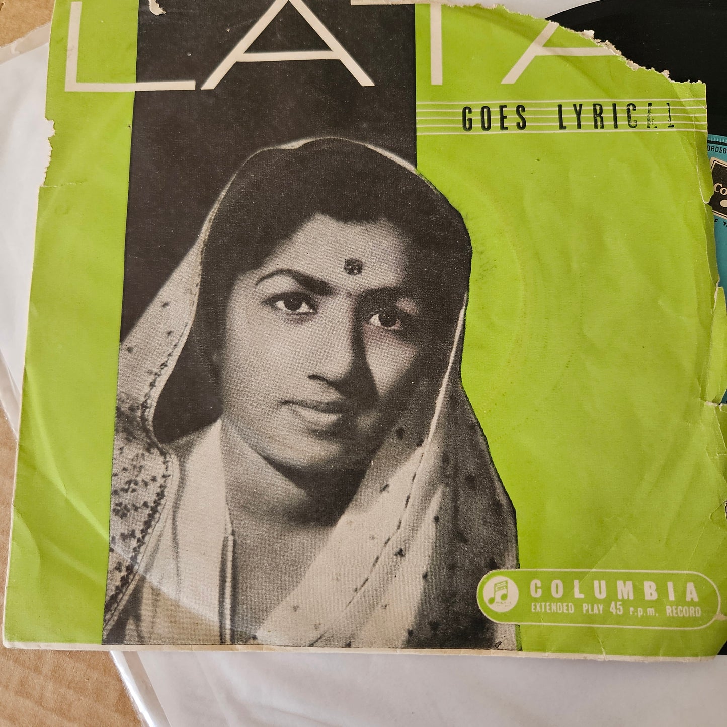 Lata Mangeshkar - Lata Gors Lyrical - Marathi geete Marathi EP - SEDE-3310  in near mint