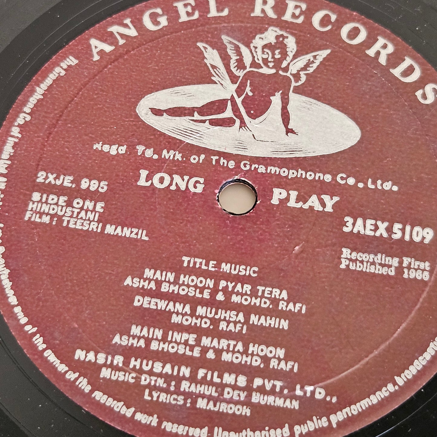 Teesri Manzil - 1st Angel issue - Music R.D. Burman in Excellent to near mint condition from original soundtrack - 3AEX 5109