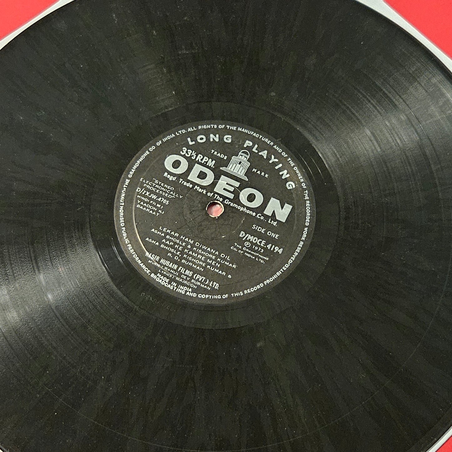 Yaadon Ki Baaraat - 1st Odeon Ring R D Burman superhit blockbuster in VG+ condition