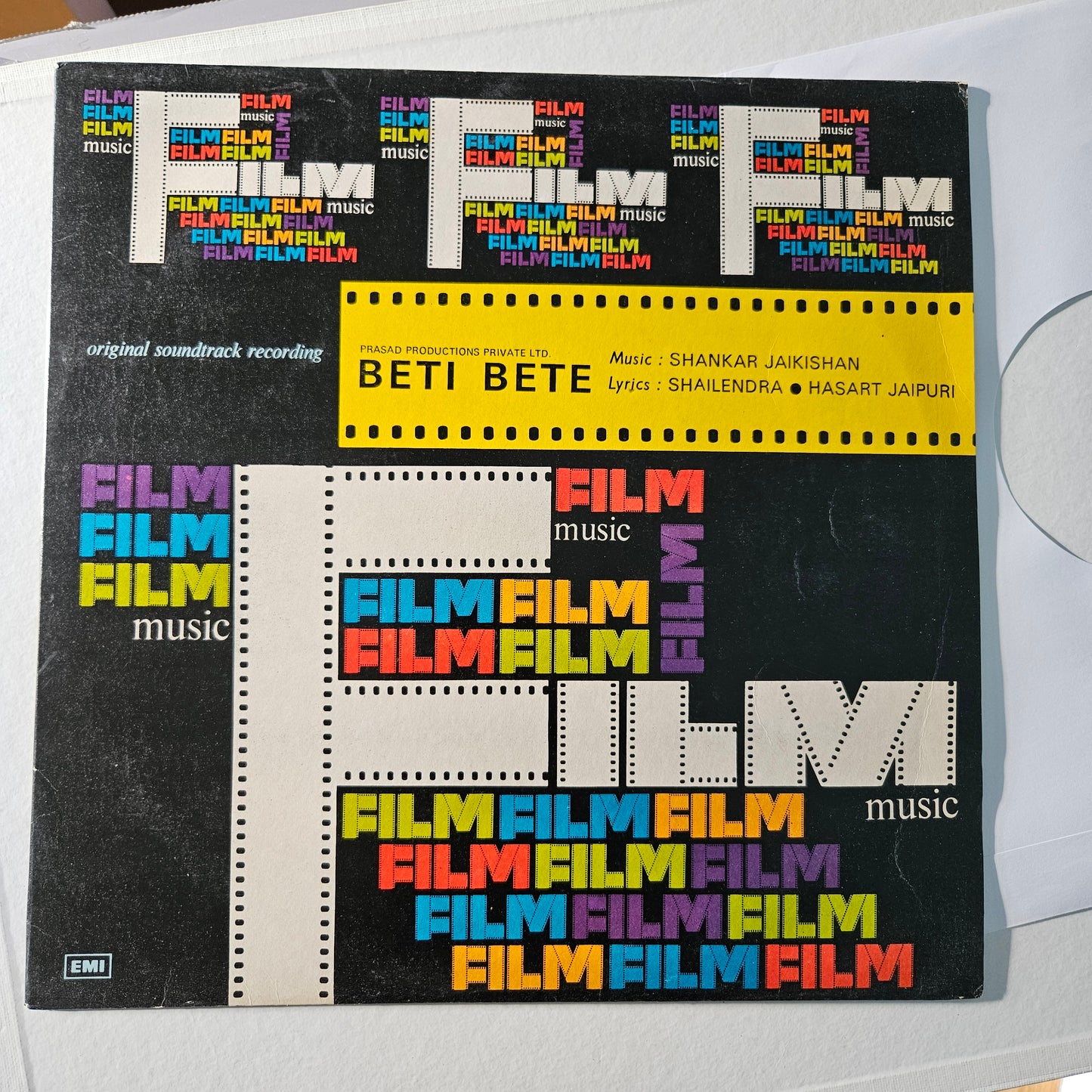Beti Bete - Music by Shankar Jaikishan in near mint Pristine