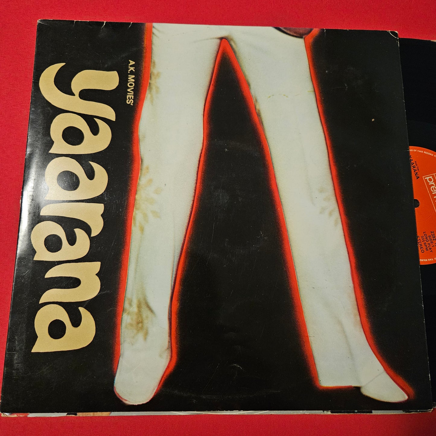 Yaarana -  Superhit polydor premium Stereo - Rajesh Roshan with original inner sleeve -Gatefold edition -near mint