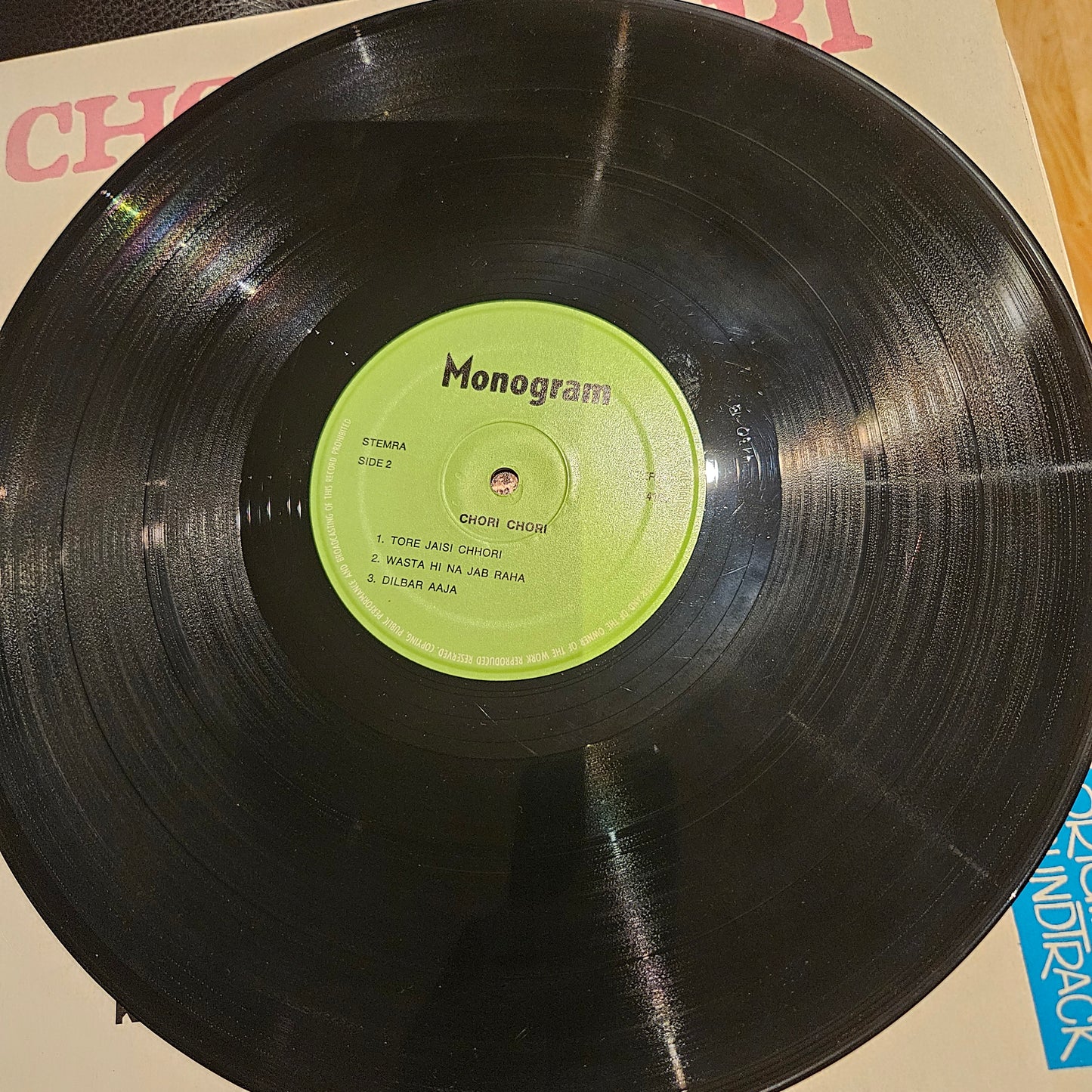 CHORI CHORI -  1972 - Music by Shnkar jaikishan Europe made Near Mint