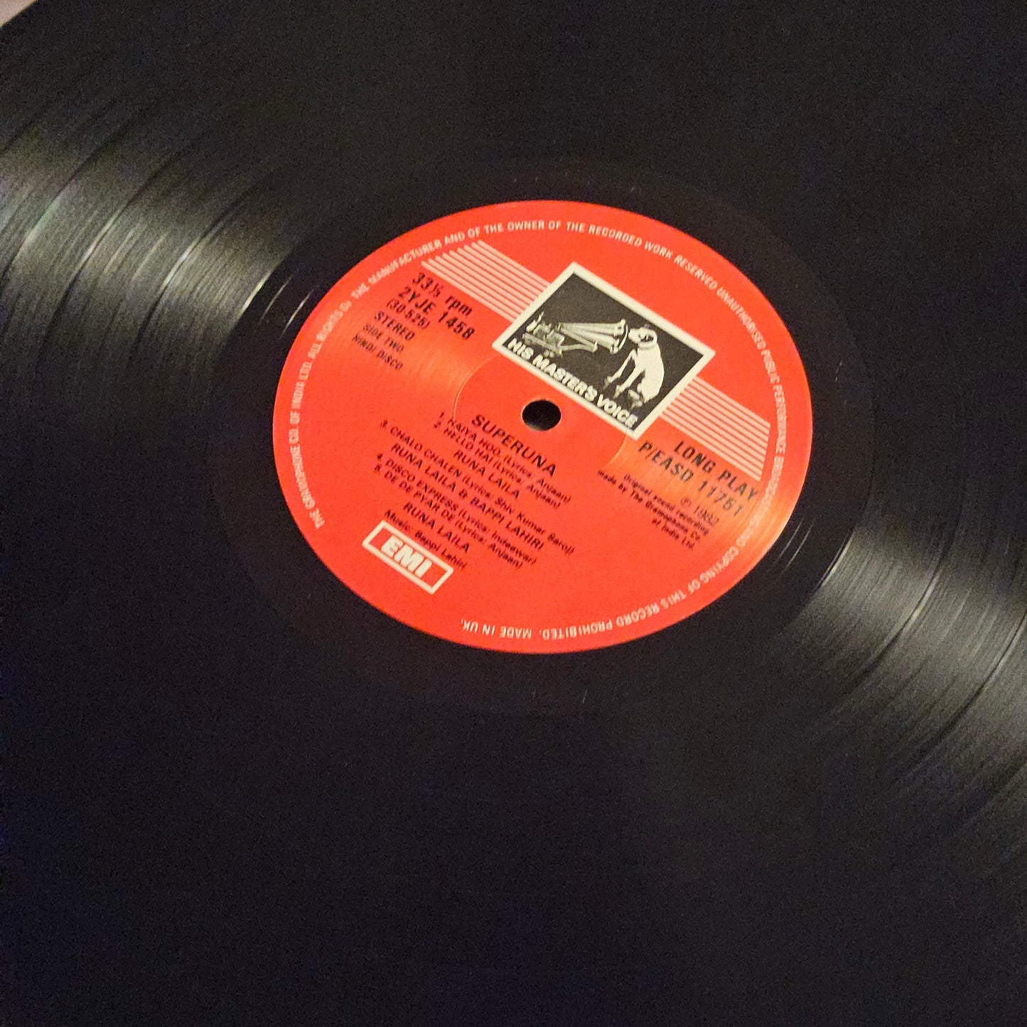 SUPERUNA - Runa Laila Superhit album in Supreme stereo Recorded in London in near mint