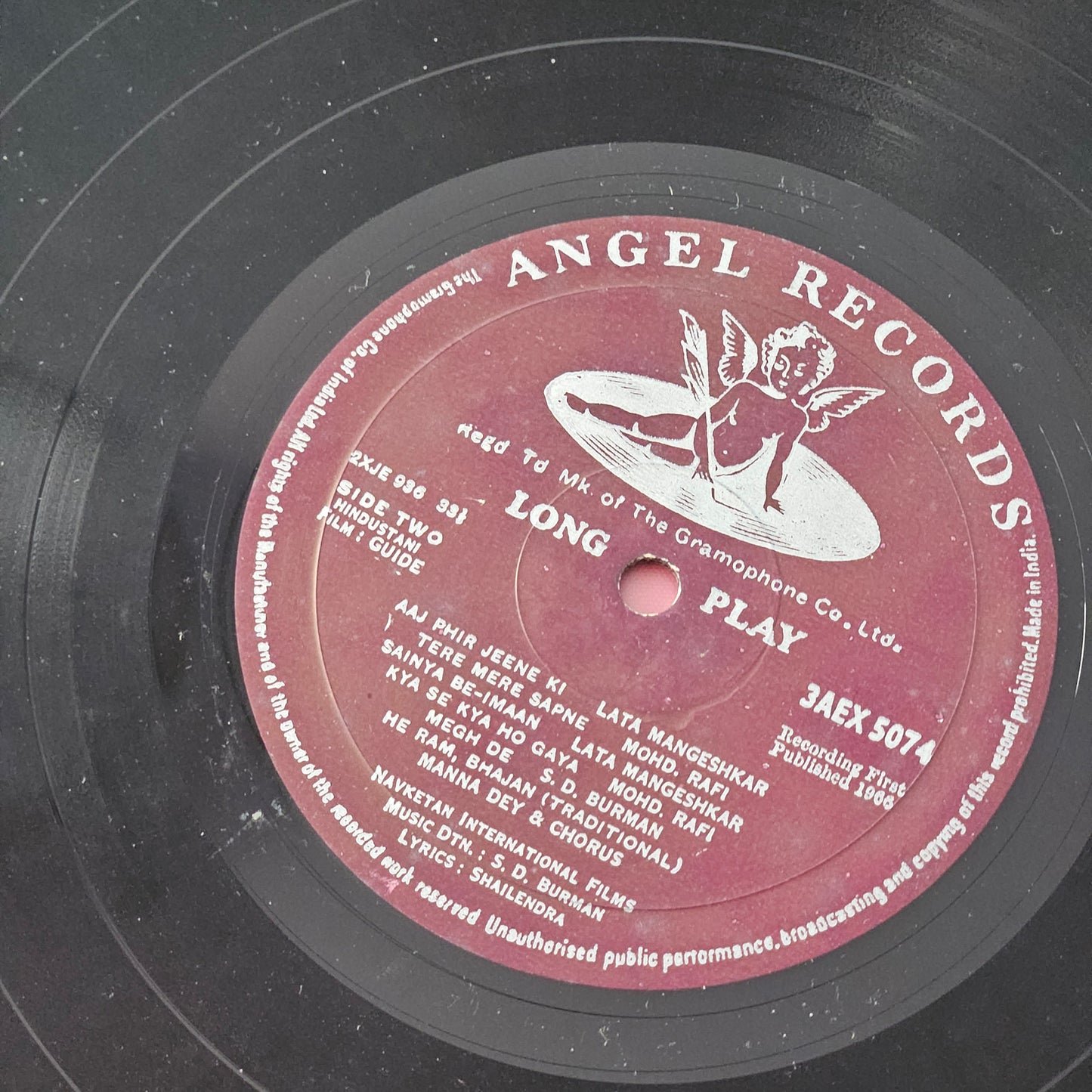 Guide - S. D. burman and Navketan blockbuster - 1st Angel edition in VG+ condition