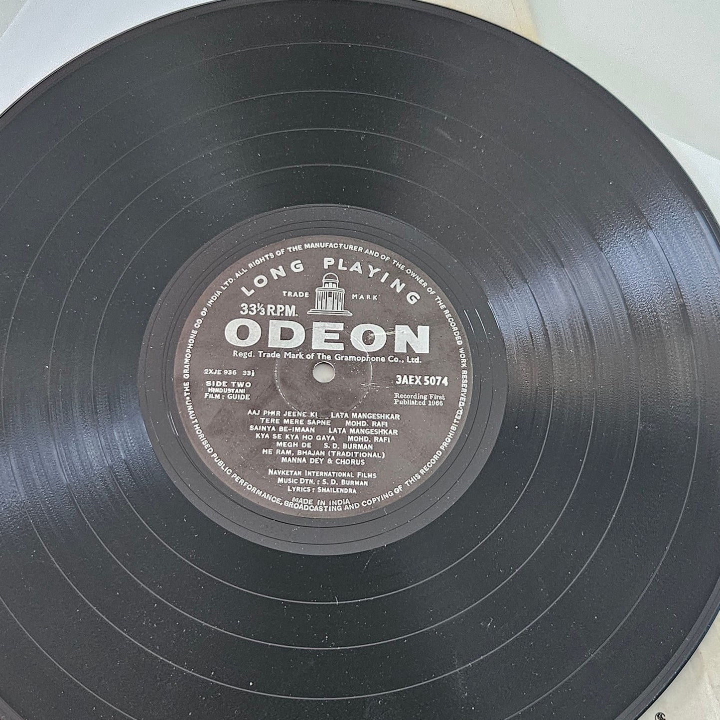 Guide - S D burman and Navketan blockbuster  odeon edition - Excellent condition