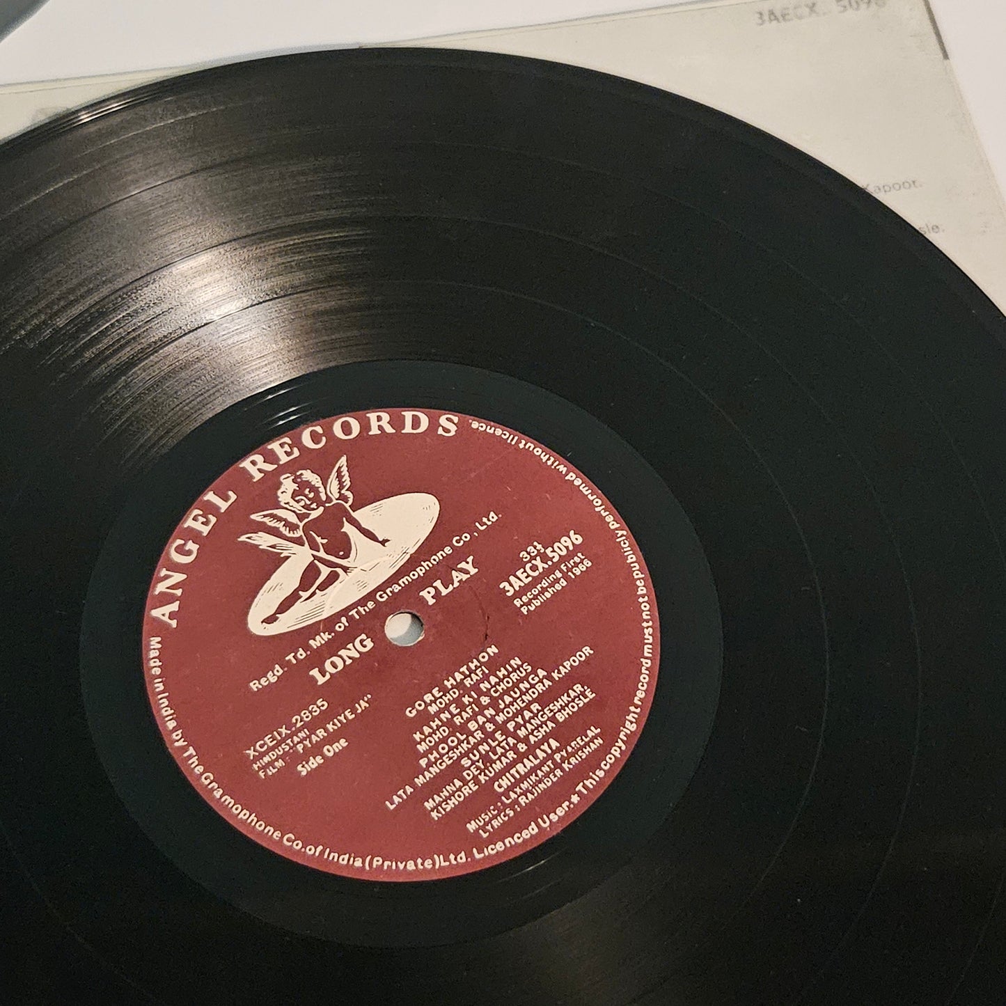 Pyar Kiye Ja - Laxmikant Pyarelal - Angel in Excellent condition