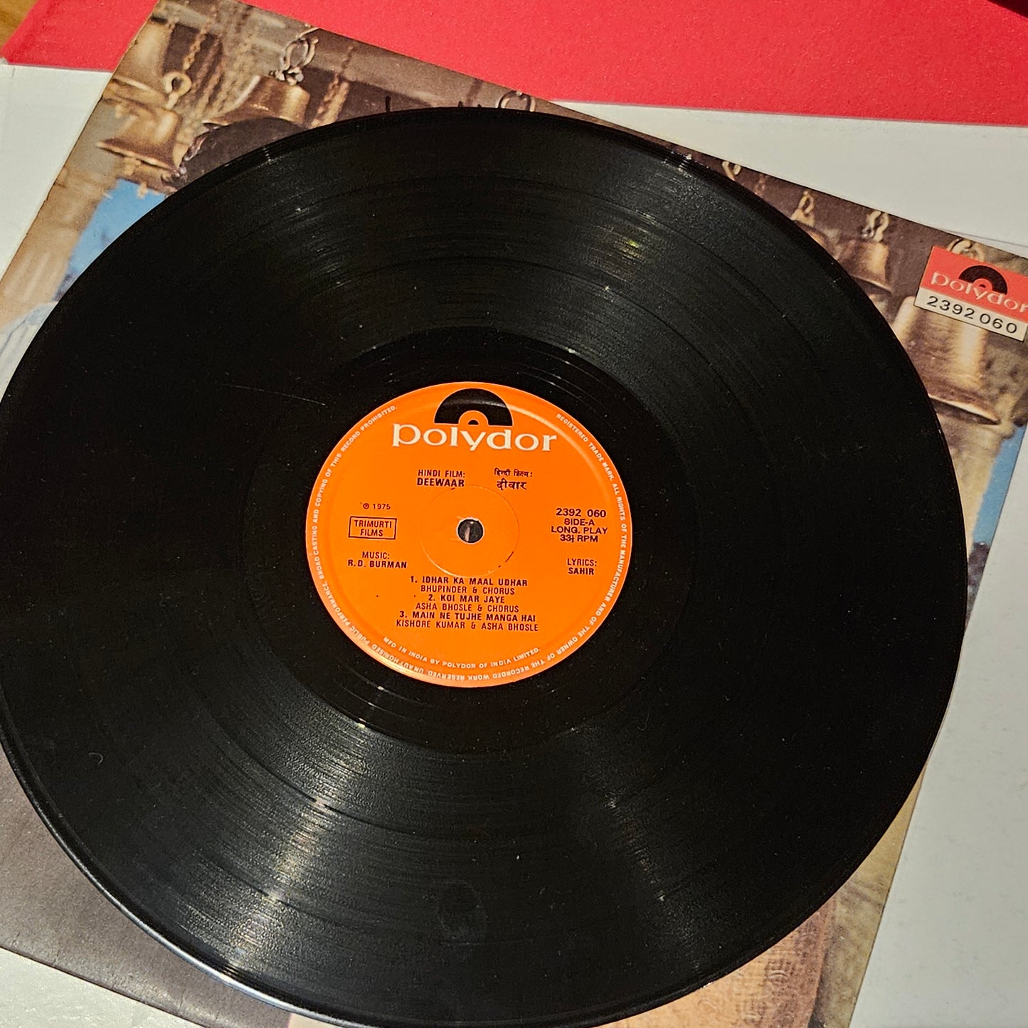 Deewar - R. D. Burman blockbuster in excellent - Songs only rare LP includes English song "I am falling in Love with a stranger "