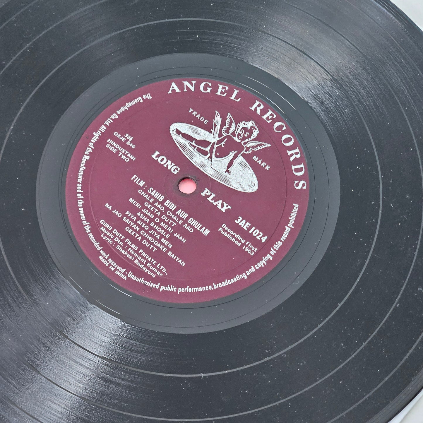 Sahib Bibi Aur Ghulam - Music by Hemant Kumar -  classic Guru Dutt' films original soundtrack - 10 Inch Angel in excellent condition