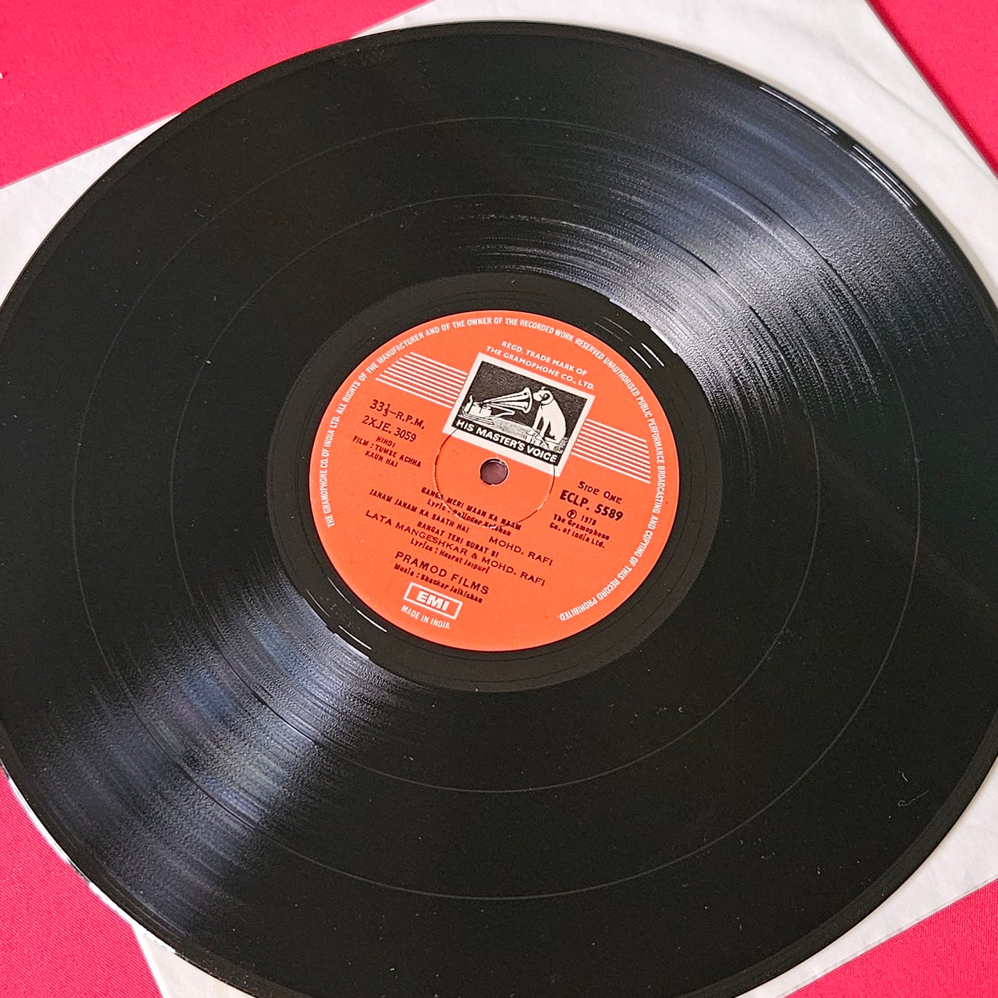 Tumse Achha Kaun Hai - Shankar Jaikishan and Shammi Kapoor Superhit in near mint Pristine condition