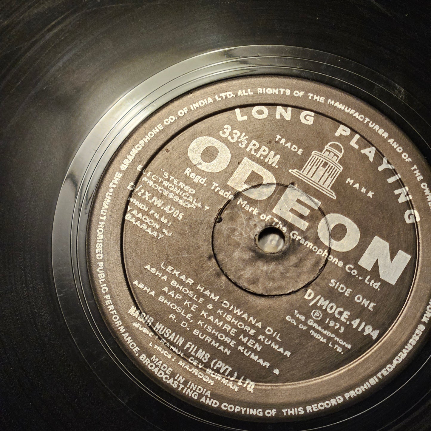 Yaadon Ki Baaraat - 1st Odeon Ring R D Burman superhit blockbuster in excellent condition