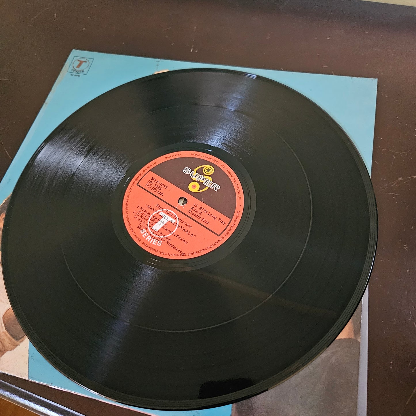Navri mile navryala  music Ram Kadam superhit LP 45 rpm  in near mintb condition