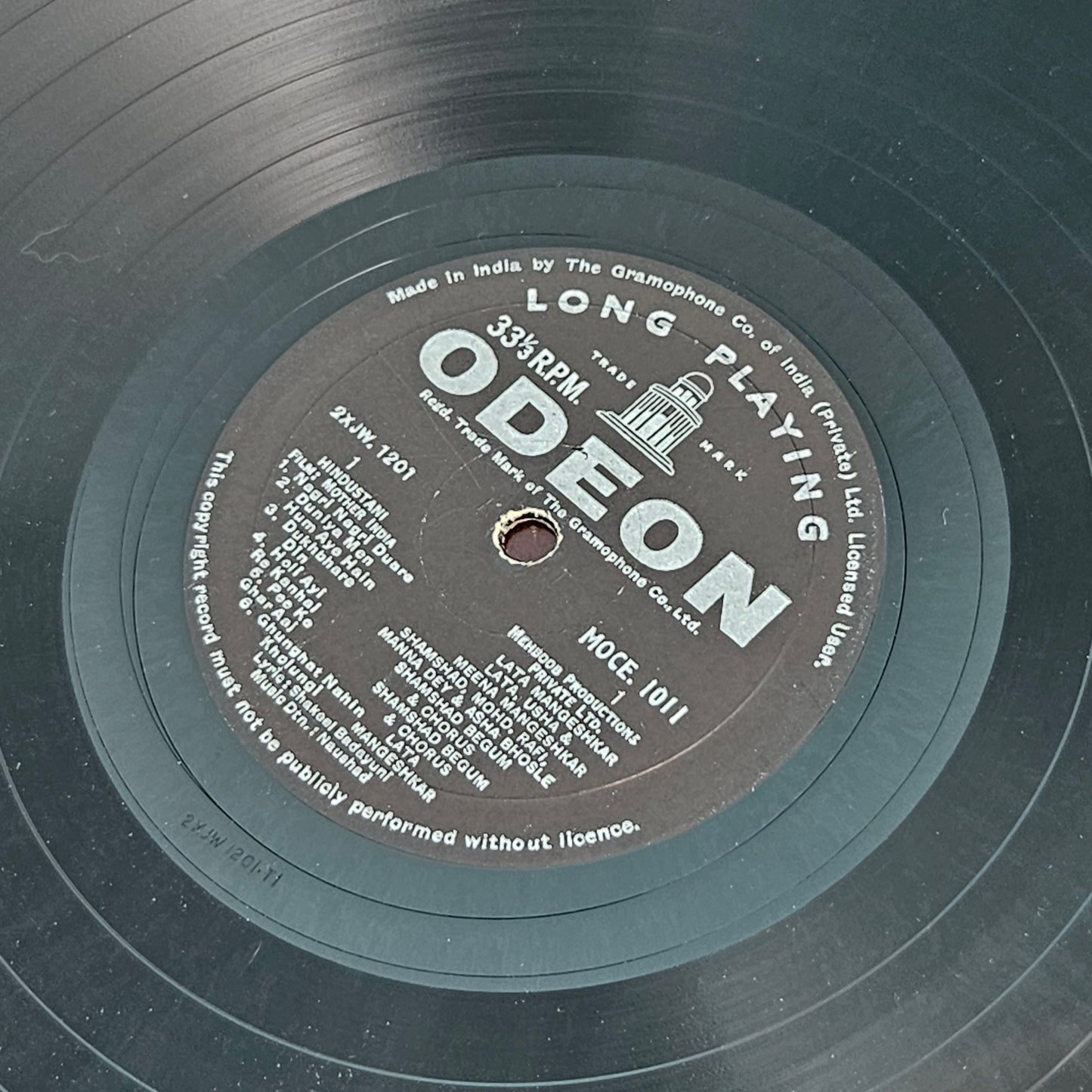 Mother India - 1st ring odeon in classic Superhit excellent - music by Naushad - rare