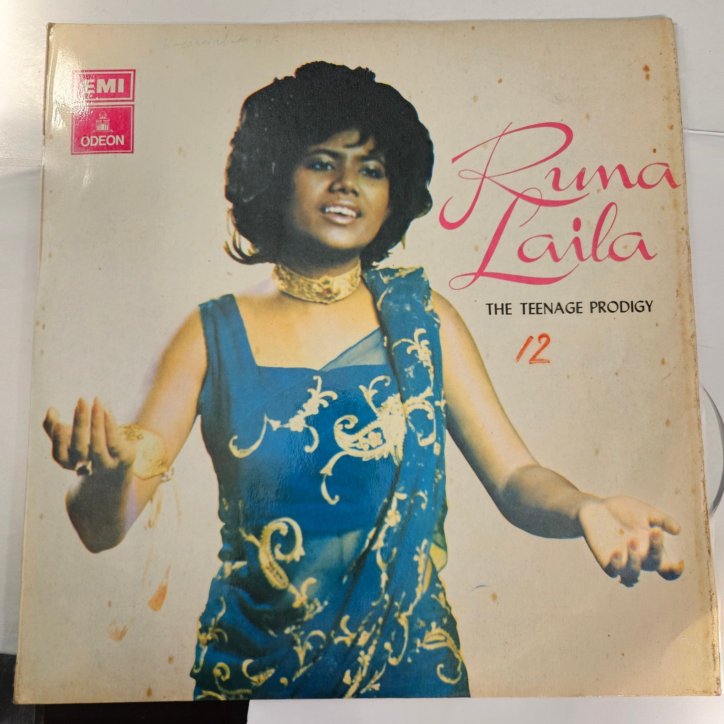 Runa Laila - The Teenage prodigy in excellent condition