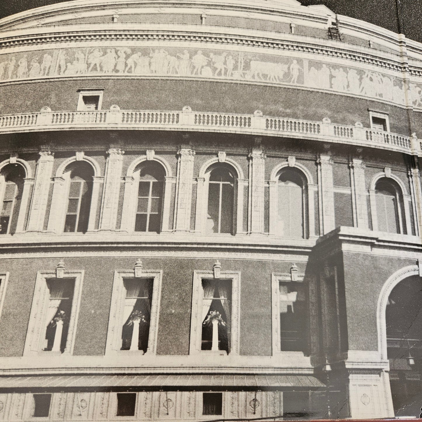 2 LP Set Jagjit Singh and Chitra Singh Live at Royal Albert Hall London April 1982 in excellent to near mint