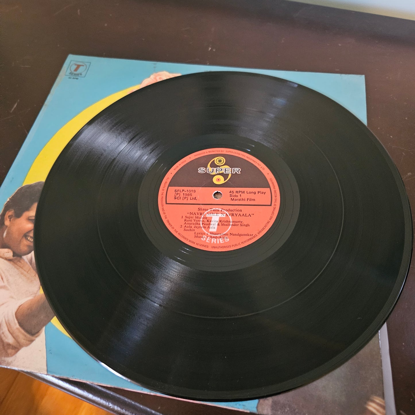 Navri mile navryala  music Ram Kadam superhit LP 45 rpm  in near mintb condition