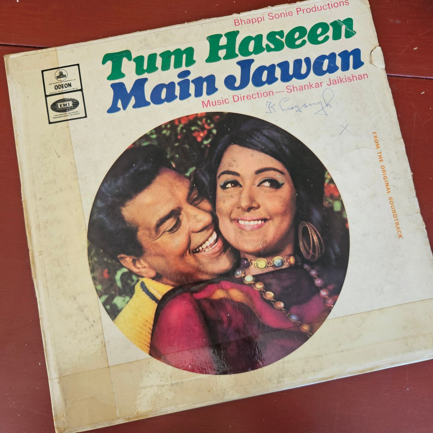 Tum Haseen Main Jawan - Music by shankar Jaikishan -1st Ring Odeon in excellent condition