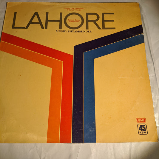 LAHORE - Etrnal classsics with SuperhIt lata songs in near Mint